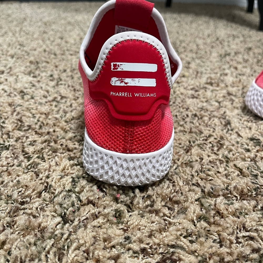 pharrell williams hu shoe